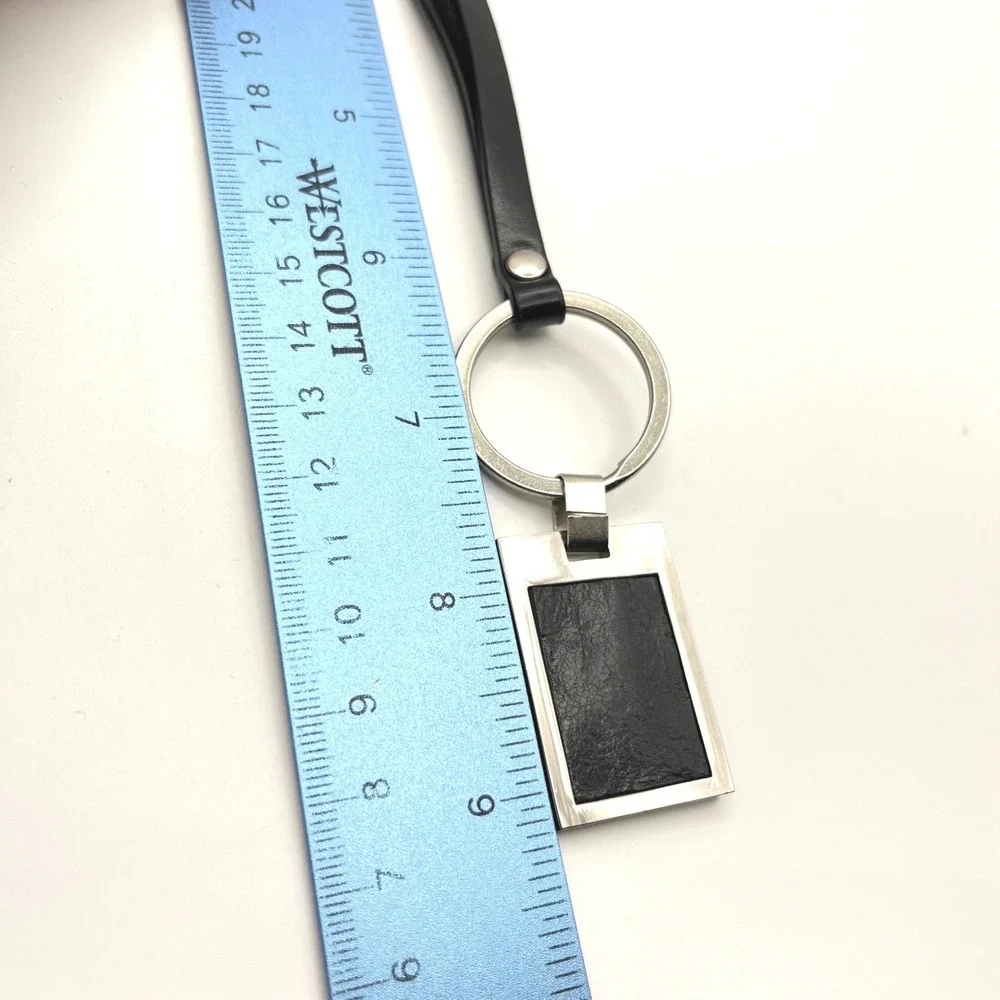 Giani Bernini Black Glazed Leather Silver Tone Logo‎ Keychain Wristlet 7298BK